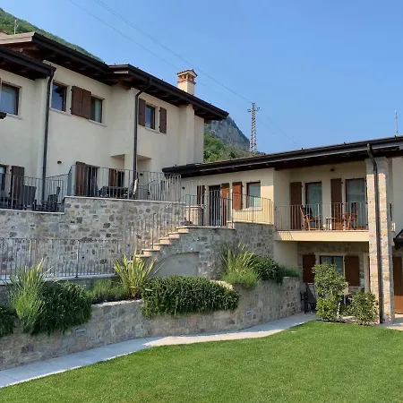 Borgo Al Tempo Perduto Gargnano