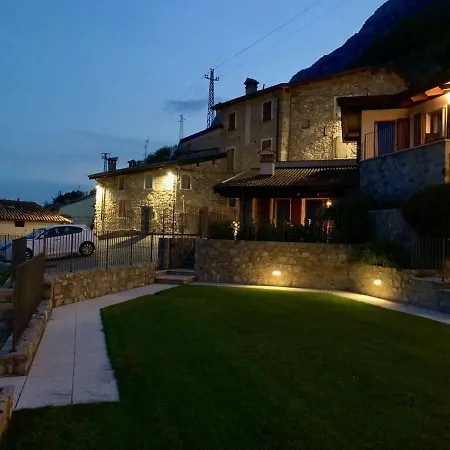 Borgo Al Tempo Perduto * Gargnano