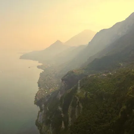 Borgo Al Tempo Perduto فيلة