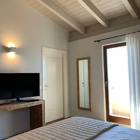 فيلة Borgo Al Tempo Perduto