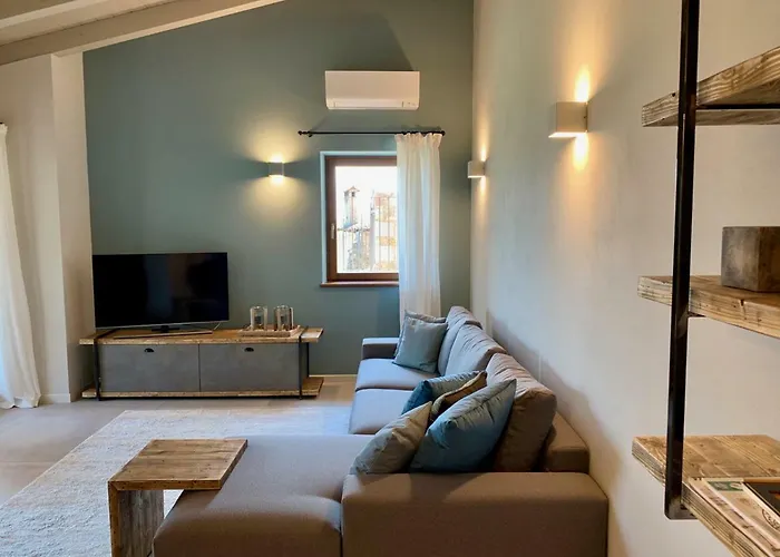 Borgo Al Tempo Perduto فيلة *